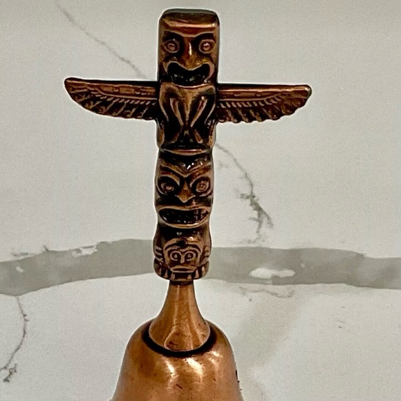 Vintage Century Canada Totem Pole Copper Collectible Bell 4.5” High Clear Ring - Picture 2 of 7